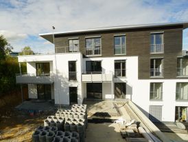 Außenfassade Haus A - 01.10.2020 Außenfassade Haus A - 01.10.2020